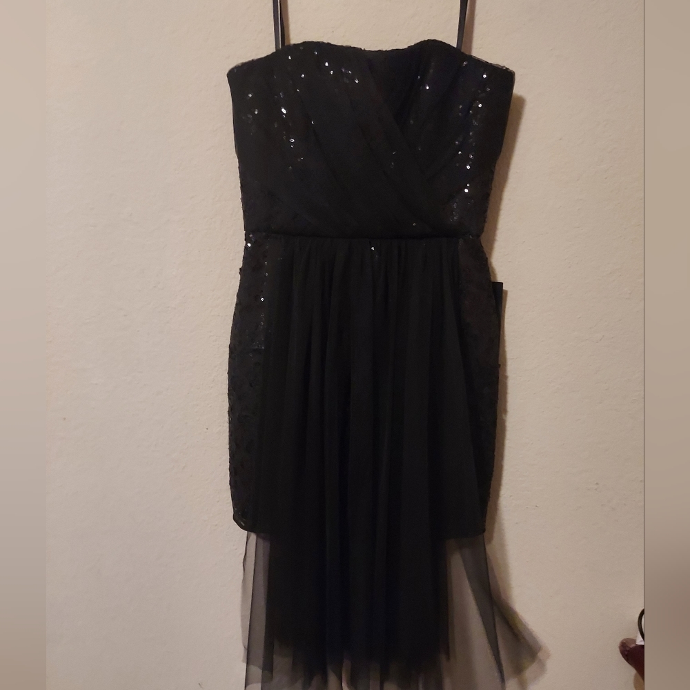 BCBGMAXAZRIA "Veinna" Black Dress